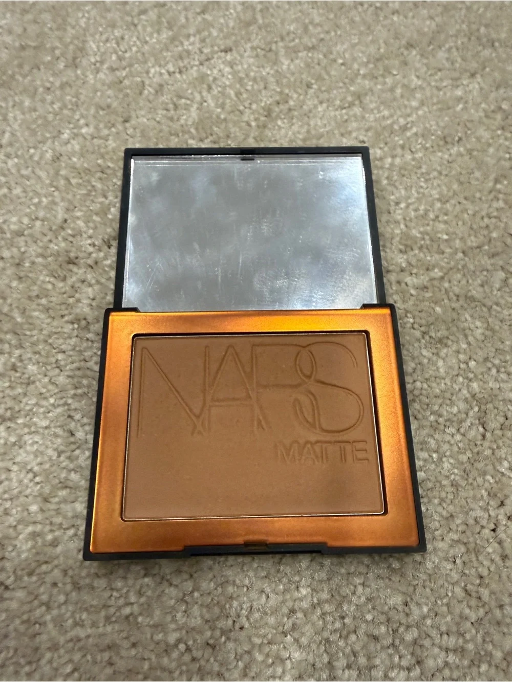 NARS Bronzer & Contour Powder — Warm Golden Bronze